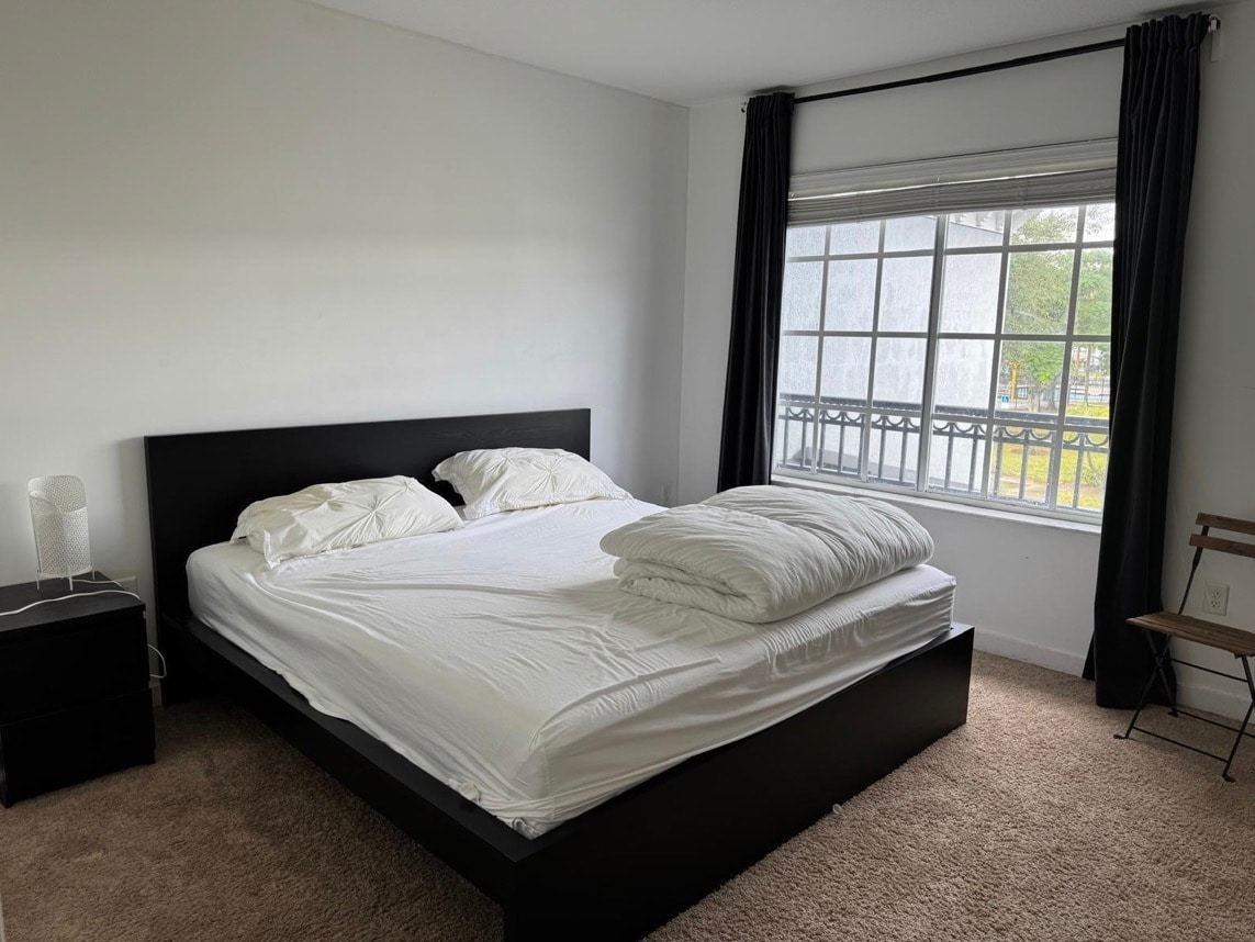 Building Photo - 3596 NW 13th St