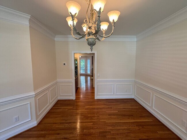 Building Photo - 7127 Weddington Brook Dr