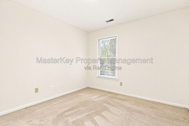 Building Photo - 1507 Laureldale Dr