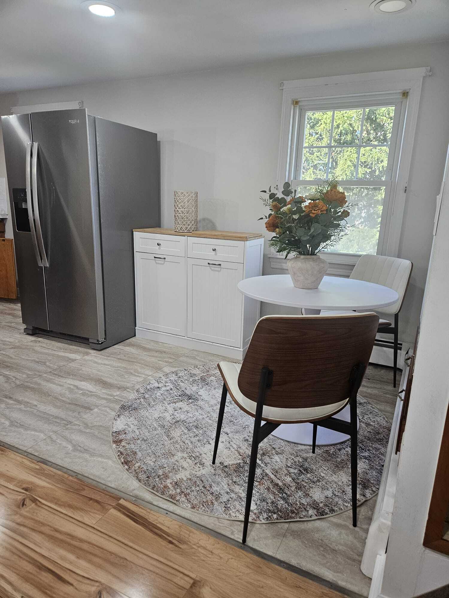 Building Photo - 115 N Hull St