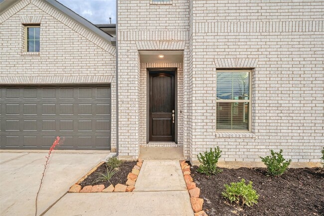 Building Photo - 31139 Mahogany Fir Trl