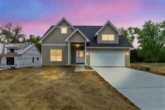 Building Photo - 630 Booneslick Rd