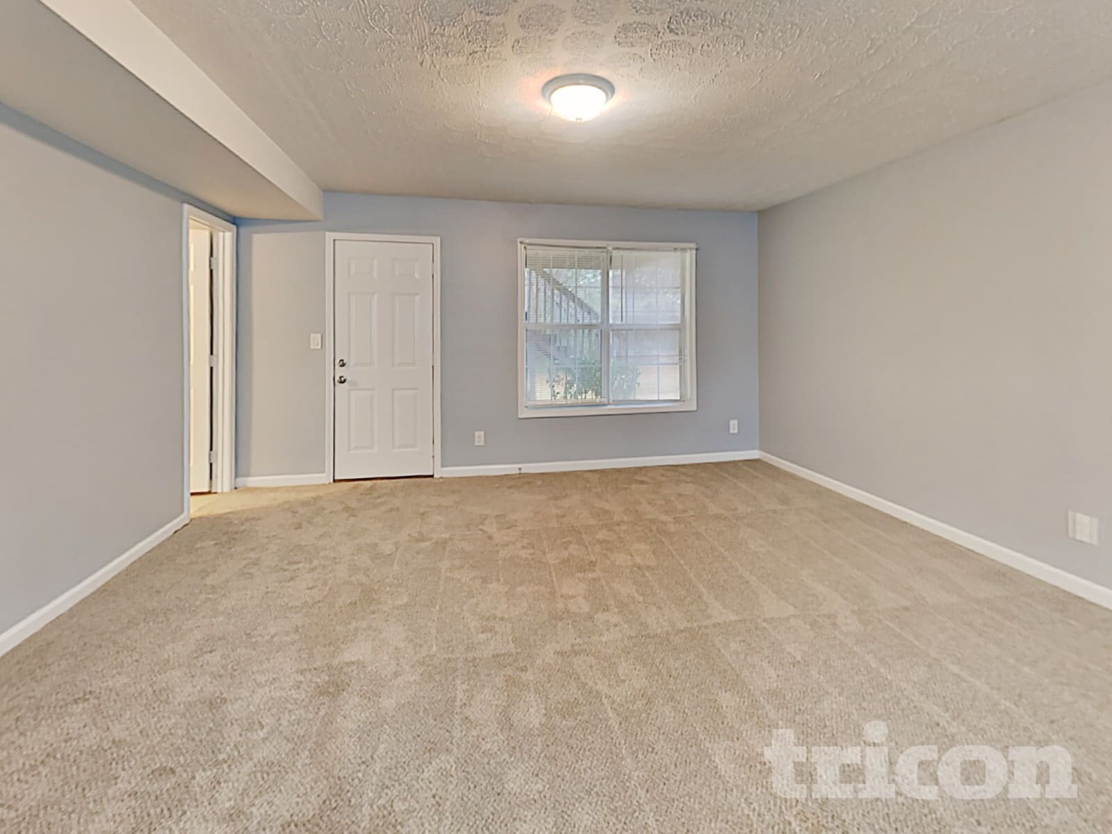 Building Photo - 641 Delay Way
