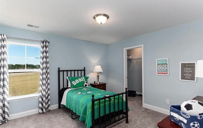 Building Photo - 5032 Magnolia Village Way