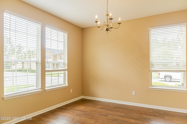 Building Photo - 4220 Plantation Oaks Blvd