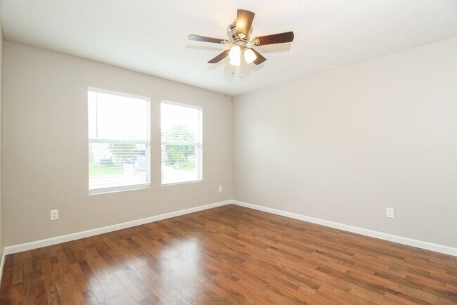 Building Photo - 5308 Emmeryville Ln
