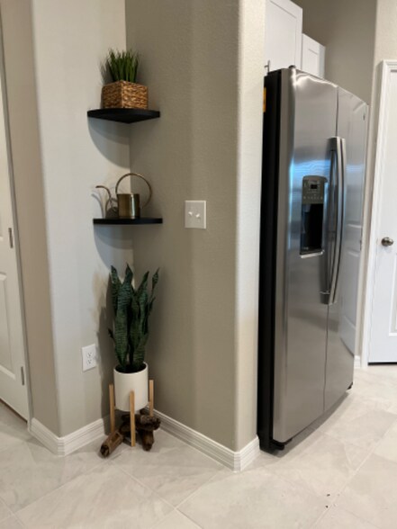 Building Photo - 31632 Blue Passing Loop