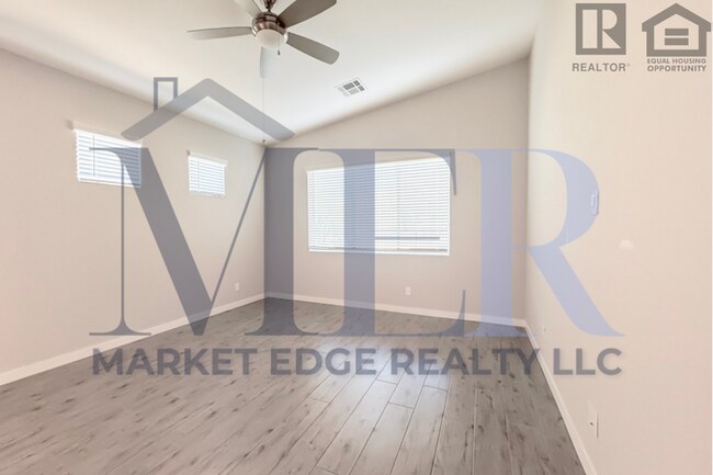 Building Photo - 2Bed/2.5Bath Home in Cave Creek! $1799 MOV...