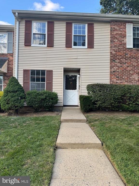 Primary Photo - 286 Palombi Ct