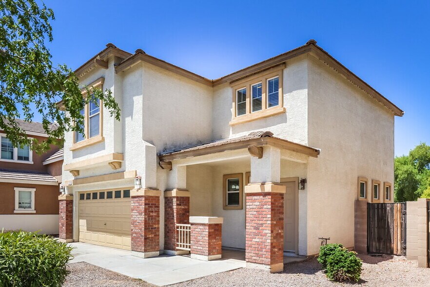 Building Photo - 1306 S 119th Dr