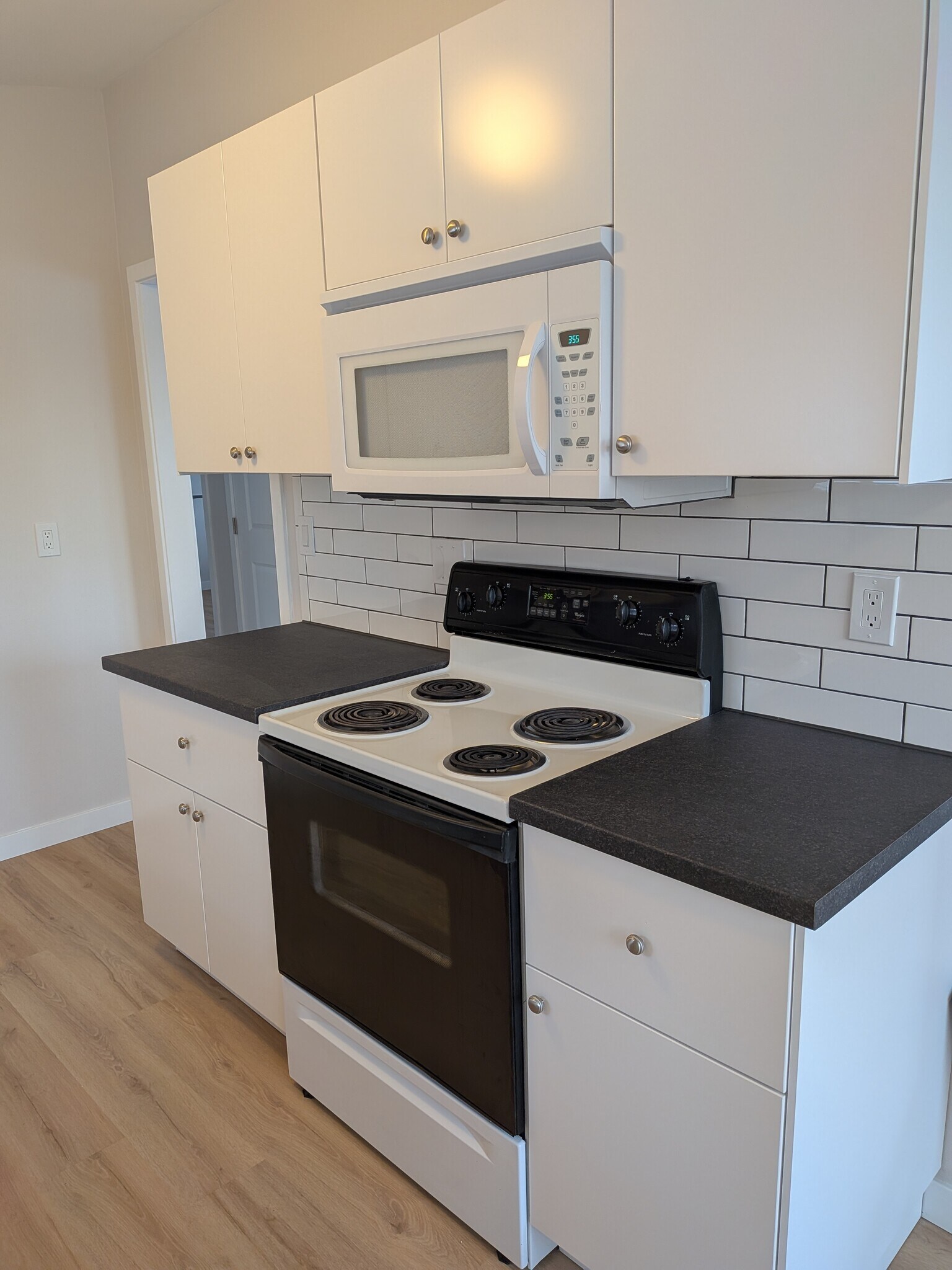 Building Photo - 1408 W Cora Ct