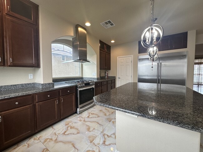 Building Photo - 8125 Crimson Creek Ct