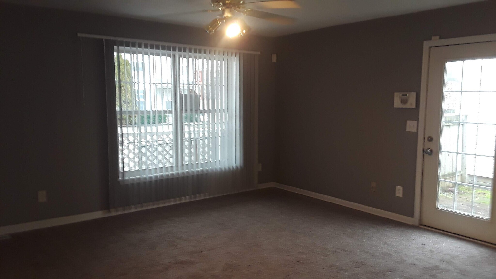 Living Room with new carpet - 1216 Lipps Ln