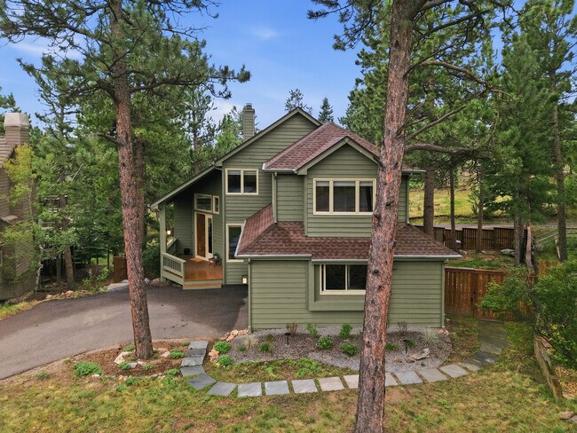 Building Photo - 29972 Troutdale Ridge Rd