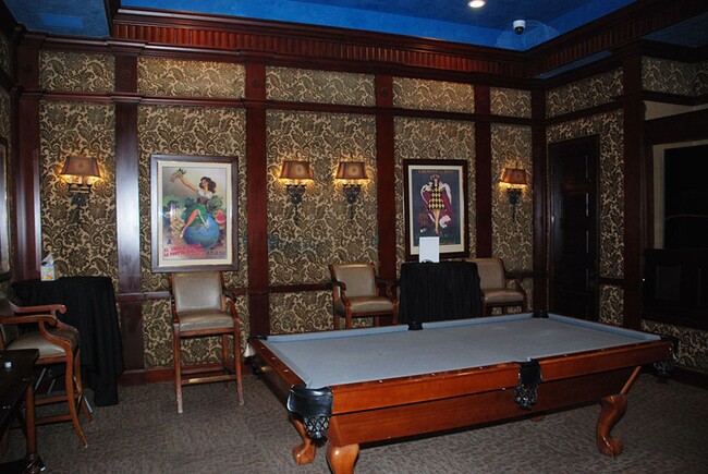 Building Photo - 1 bedroom townhouse in Tanamera