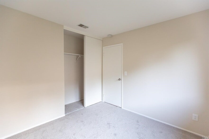 bedroom - 13B Oliva Dr
