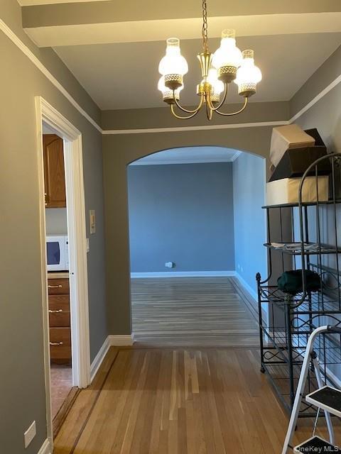 Building Photo - 300 Main St