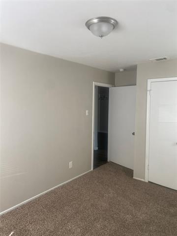 Building Photo - 5621 Bluffman Dr