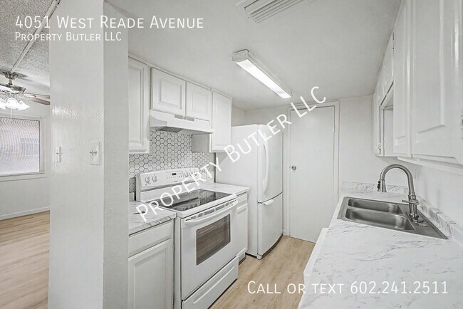 Building Photo - 4051 W Reade Ave