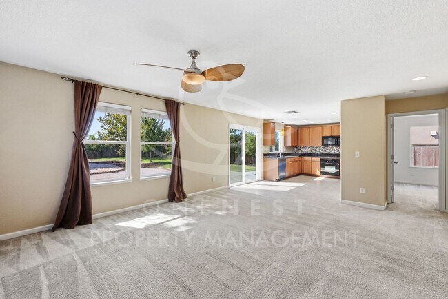 Building Photo - 2708 Woodfield Way