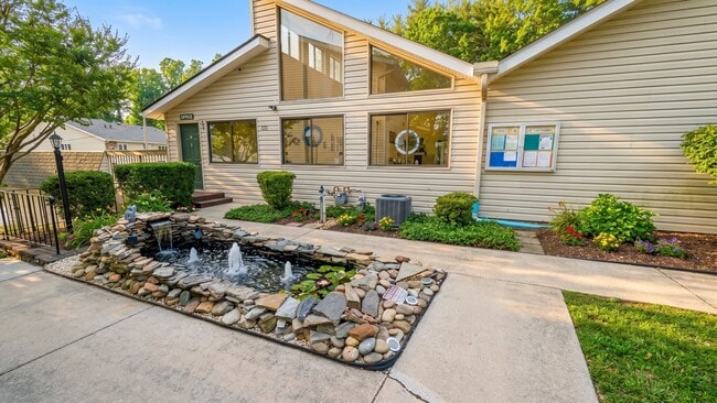 Building Photo - 471 Britton Creek Dr