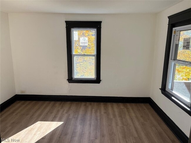 Building Photo - 2791 E 127th St