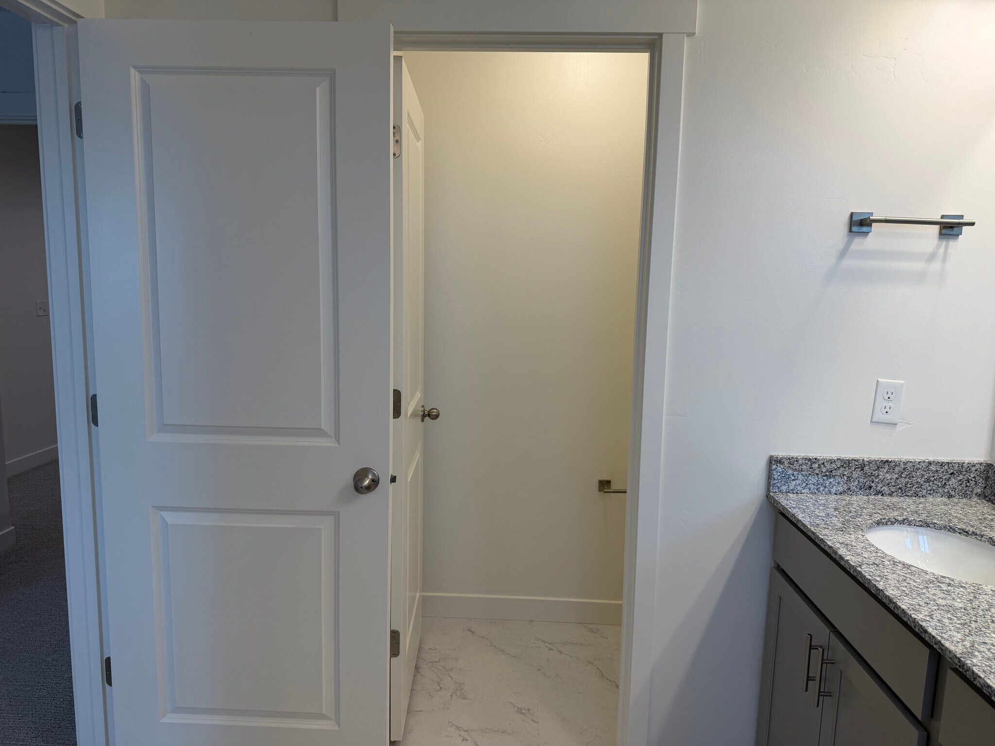 Building Photo - 1485 N 305 E