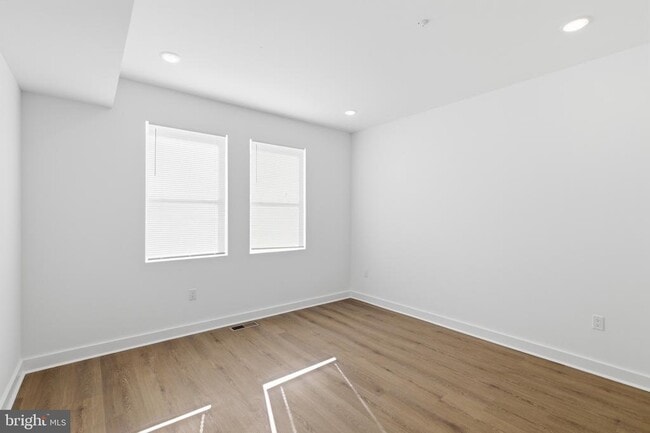 Building Photo - 2643 N 6th St