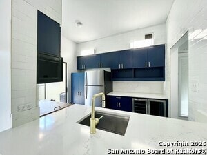 Building Photo - 8642 Fredericksburg Rd