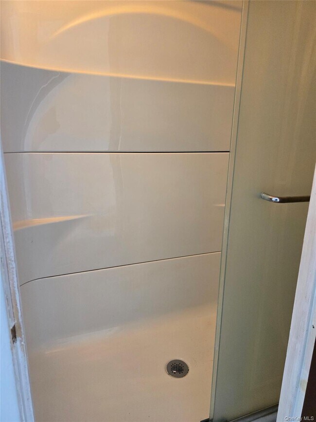 Building Photo - 21 Forest Ridge Rd