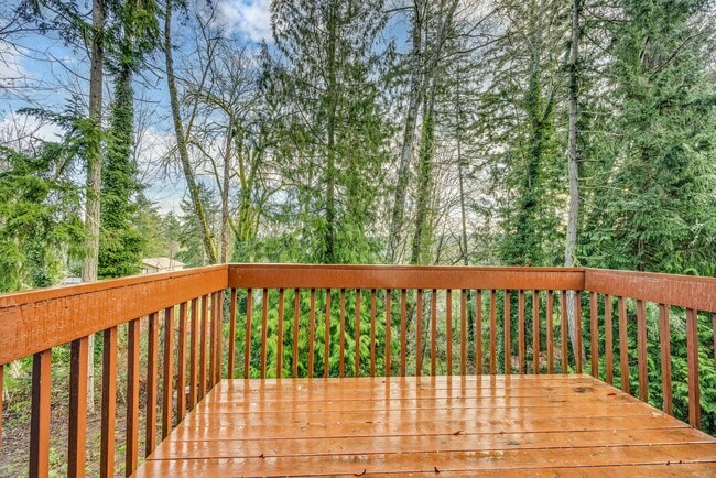 Building Photo - 4617 Basswood Ct SE