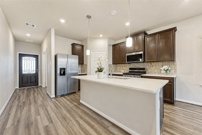 Building Photo - 1218 Glendora Dr