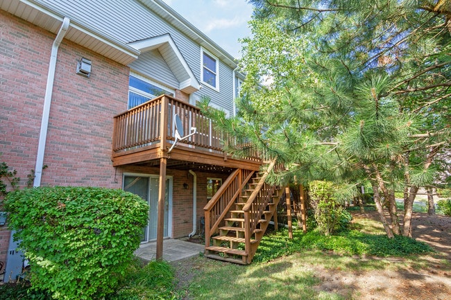 Building Photo - 357 Lucille Ln