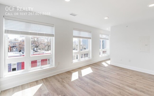 Building Photo - Two Bed Brewerytown Apartment