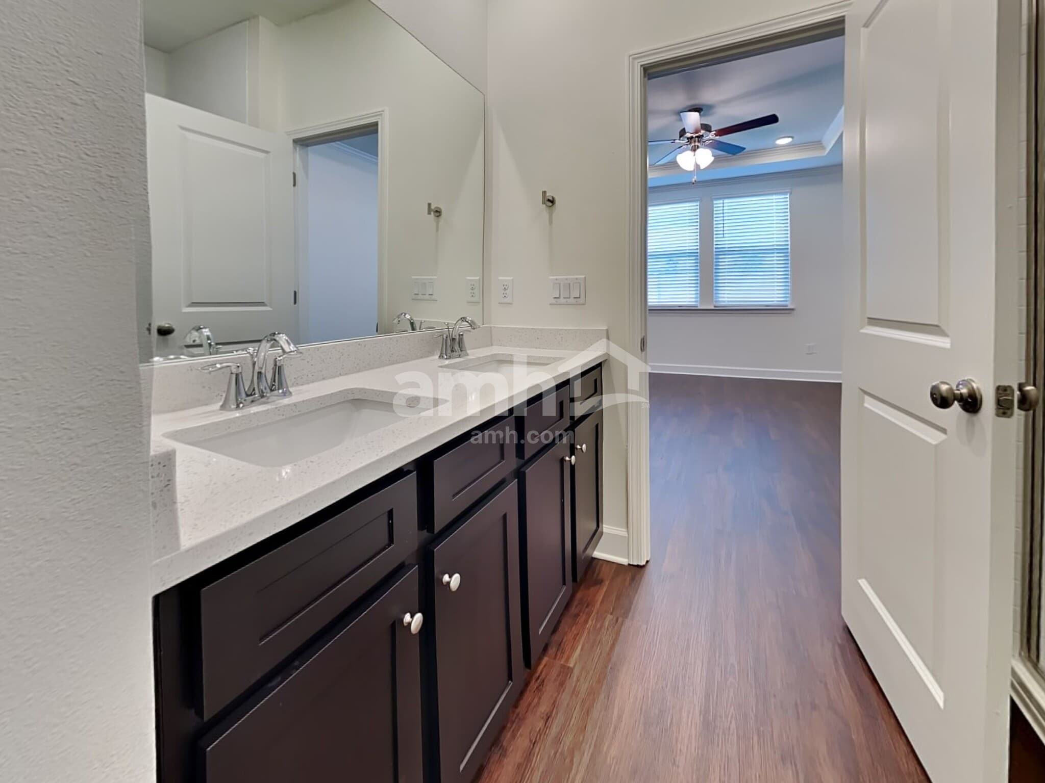 Building Photo - 2927 Rolling Acres Rd