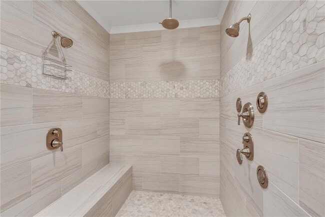 Building Photo - 345 Glen Iris Dr NE