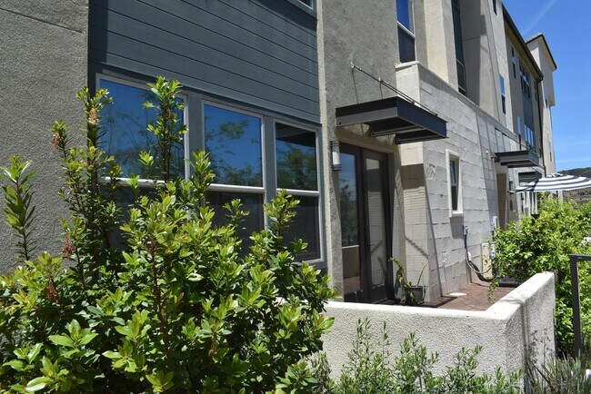 Building Photo - 16755 Coyote Bush Dr