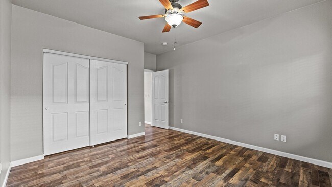 Building Photo - Spacious 3-Bed Ranch Home w/ 3-Car Garage & RV Parking In Quiet North Grand Junction Neighborhood