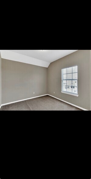 Building Photo - 163 Binnacle Ct