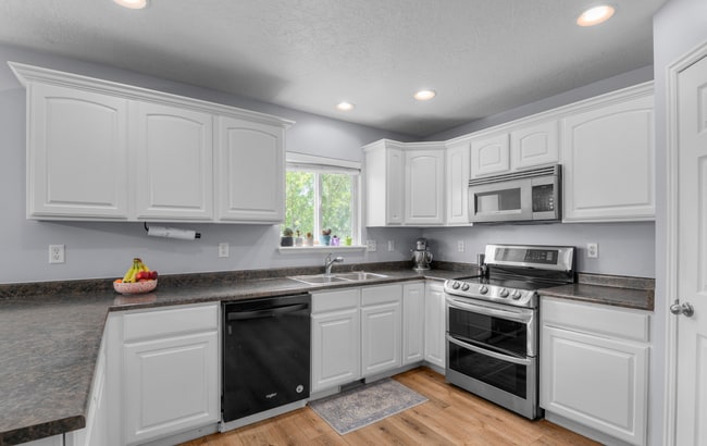 Building Photo - Beautiful 5-Bedroom Home in Lehi