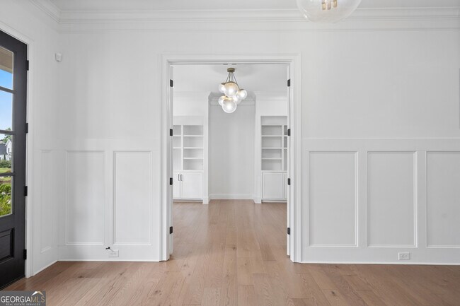 Building Photo - 2045 Kent Ct