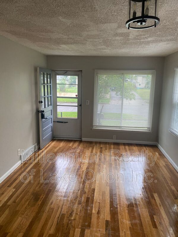 Building Photo - 46 E Ypsilanti Ave