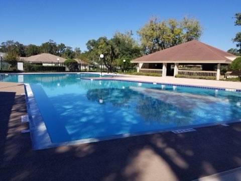 Community pool and clubhouse - 2348 SE 19th Cir