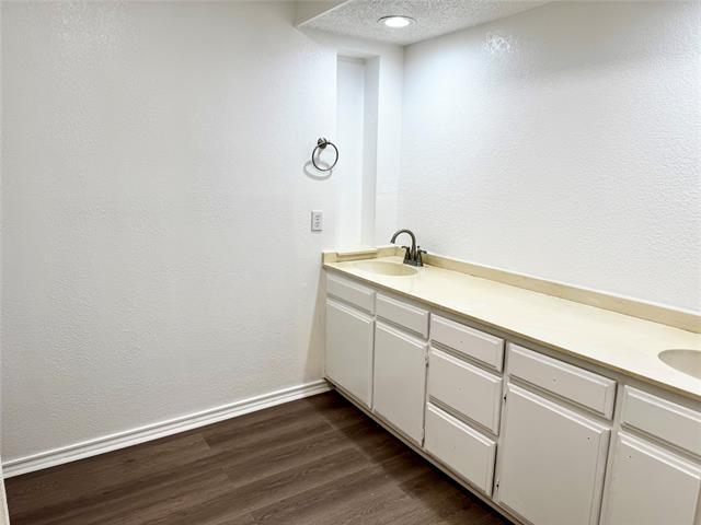 Building Photo - 3935 Firethorn Dr