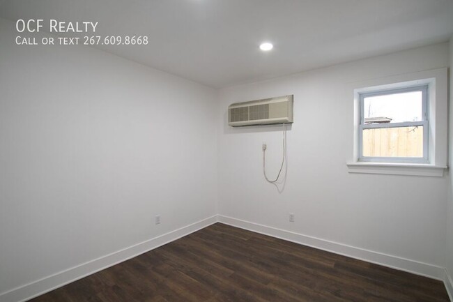 Building Photo - 1413 Lombard St