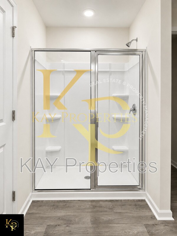 Building Photo - 2840 Egert Dr