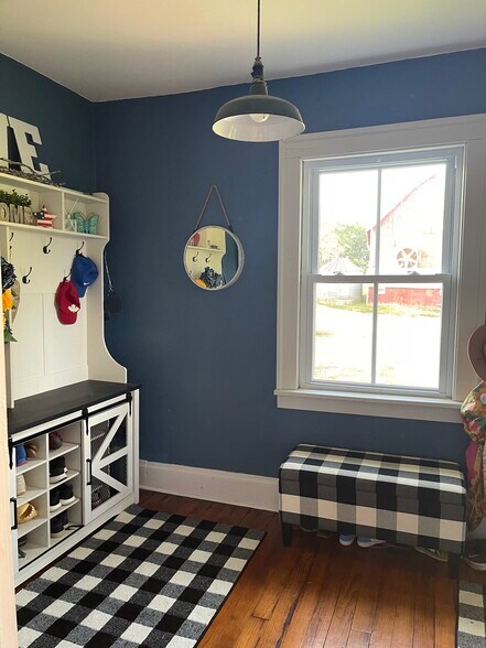 Mudroom from kitchen - W5198 Advance Rd