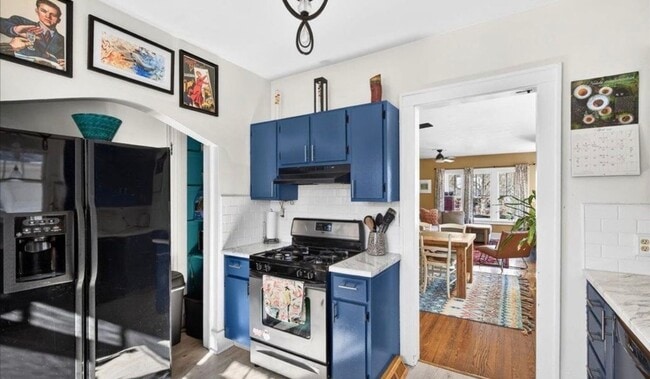 Building Photo - Beautiful 3 Bedroom!