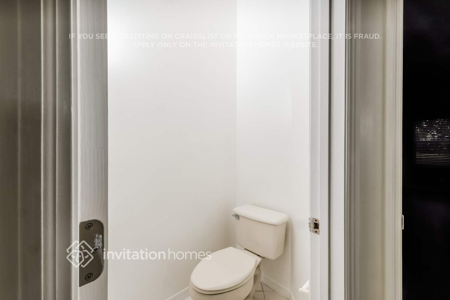 Building Photo - 3746 Old Lighthouse Cir