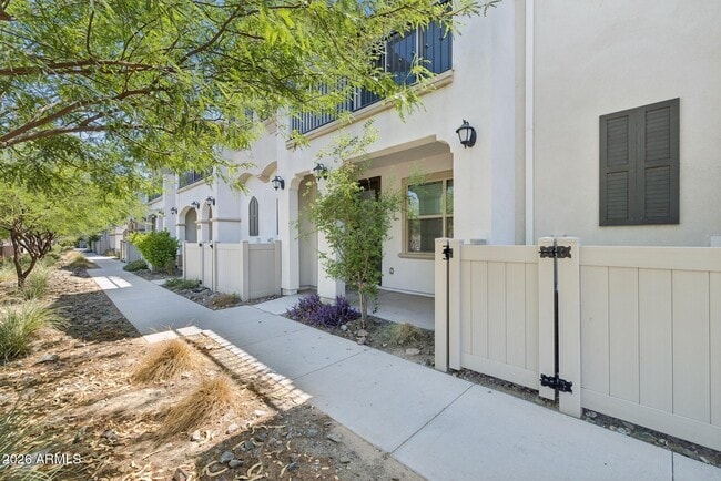 Building Photo - 4631 S Element